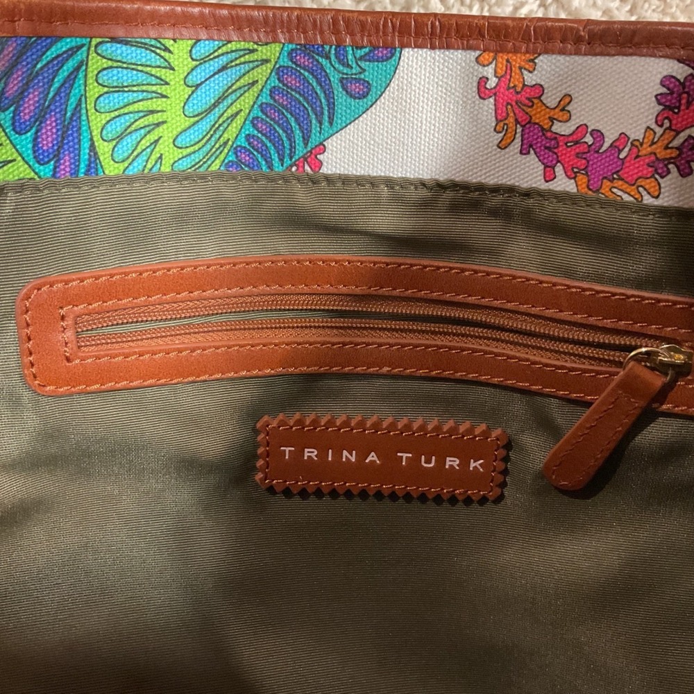 Trina Turk Women's Floral Printed Canvas Leather Trim Resort Sachet Bag One Size - Picture 8 of 15